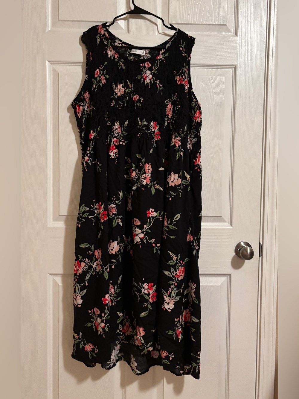 croft & barrow Black Floral Sleeveless Midi Dress